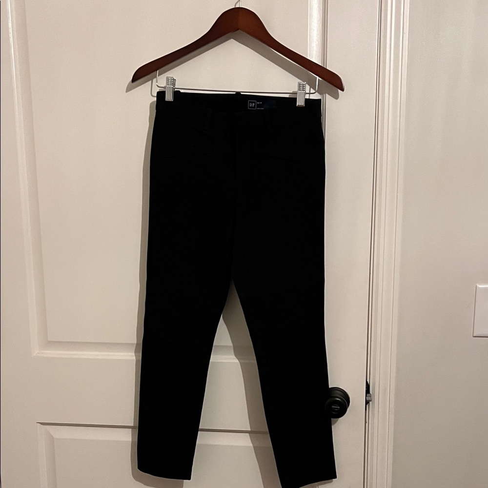 GAP Women's Classic Black Straight Leg Jeans